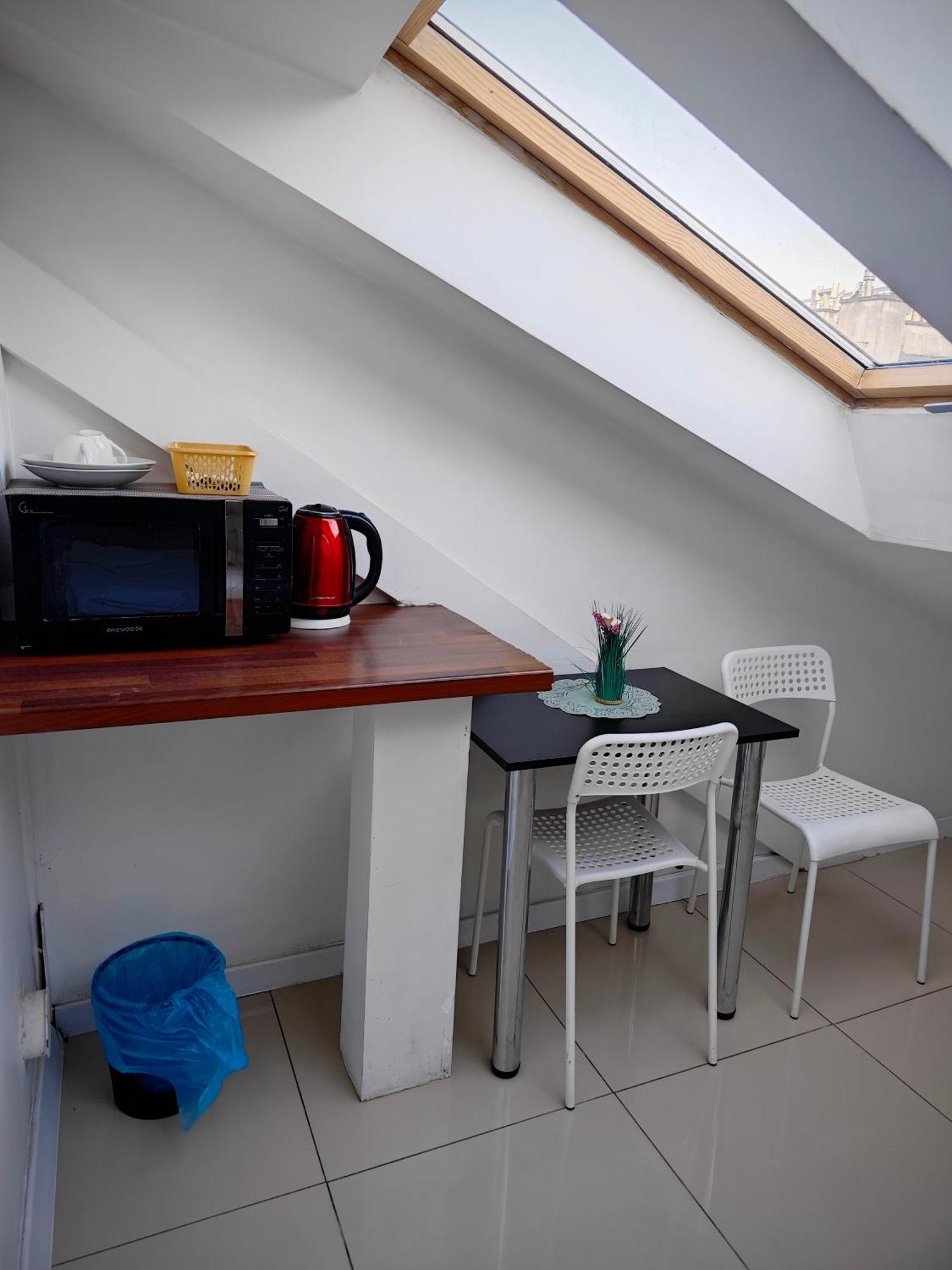 Apartamenty Hoza Attic Studio Varsóvia Quarto foto