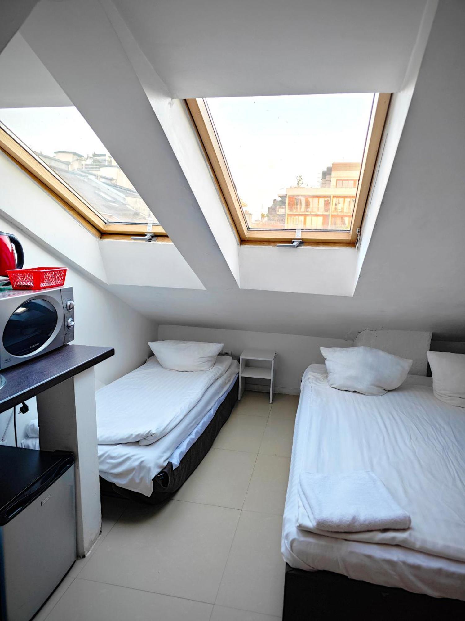 Apartamenty Hoza Attic Studio Varsóvia Quarto foto