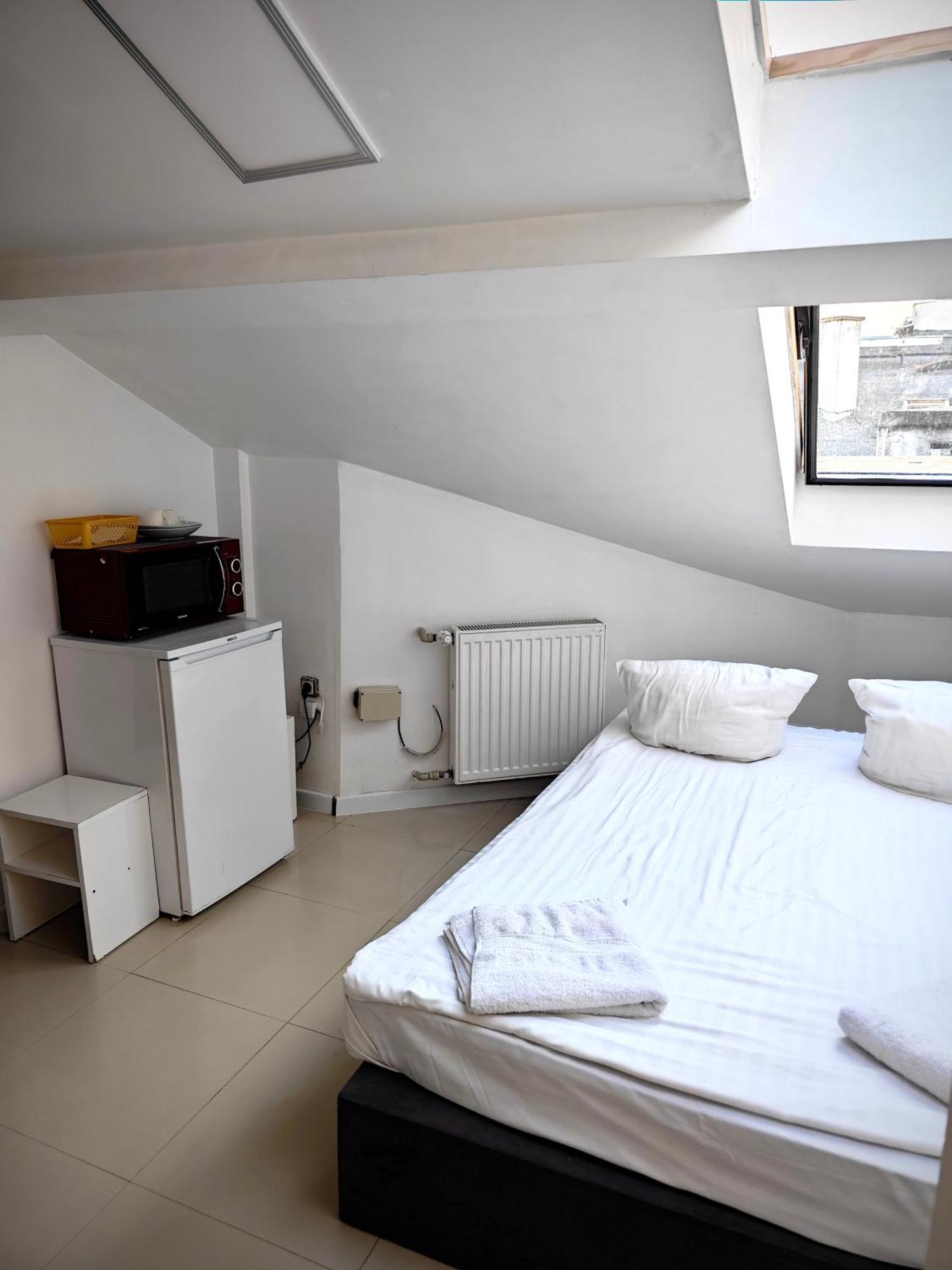 Apartamenty Hoza Attic Studio Varsóvia Quarto foto