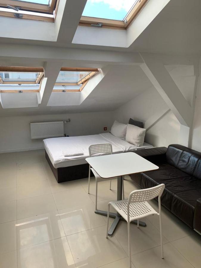 Apartamenty Hoza Attic Studio Varsóvia Exterior foto